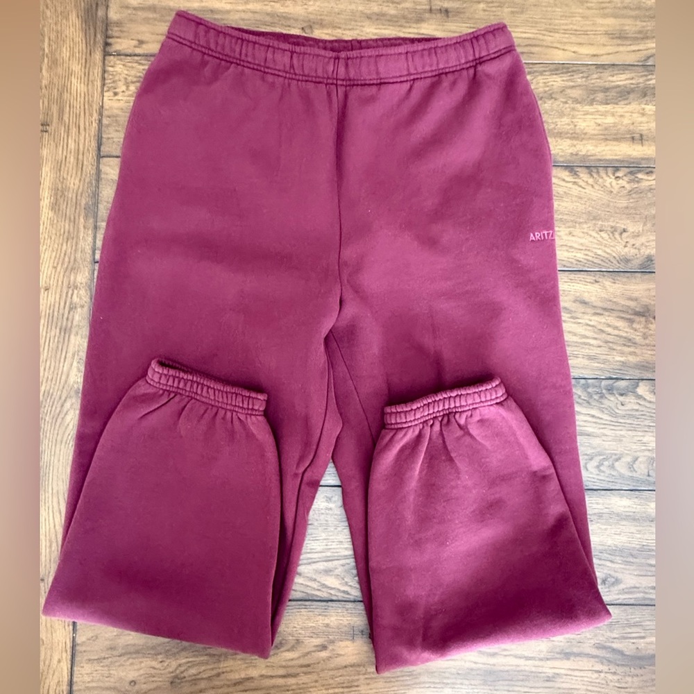 Aritzia Sweatpants Burgundy